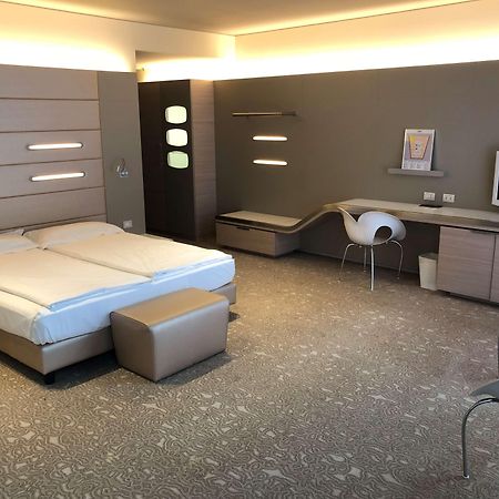 Best Western Plus Net Tower Hotel Padova Esterno foto
