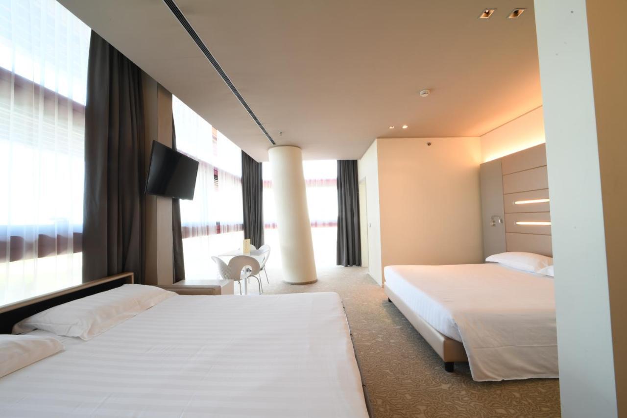 Best Western Plus Net Tower Hotel Padova Esterno foto